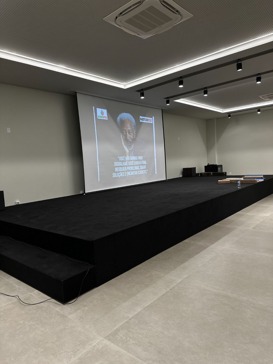 Auditório Premium iluminado