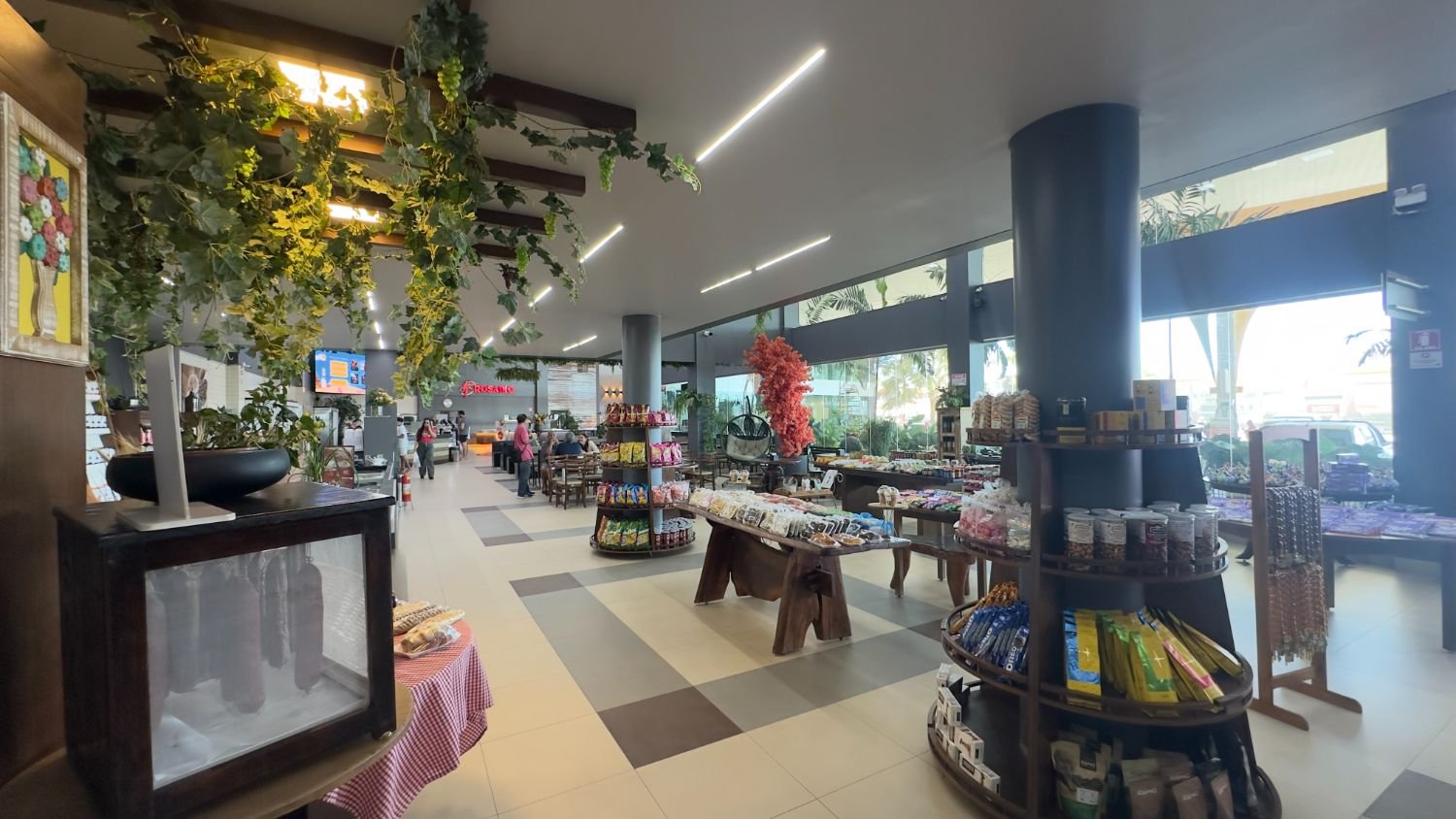 Área de conveniência e artesanato