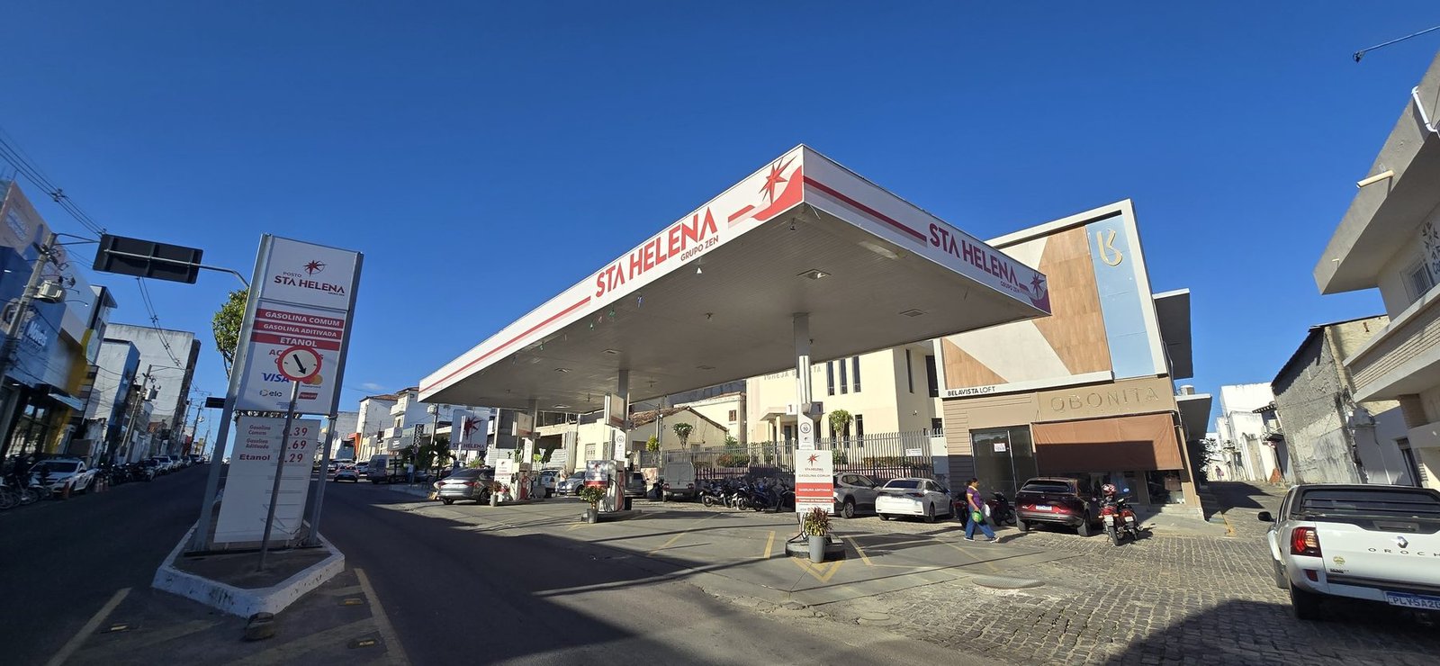 Santa Helena Centro na esquina