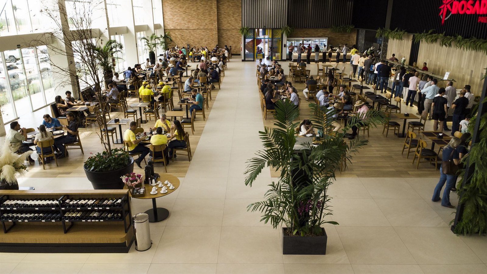 Interior do Restaurante Premium